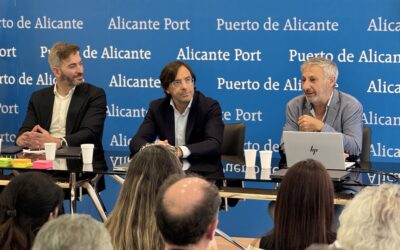 La Cátedra Smart Ports aporta su visión sobre la innovación para contribuir a la estrategia de futuro del Puerto de Alicante