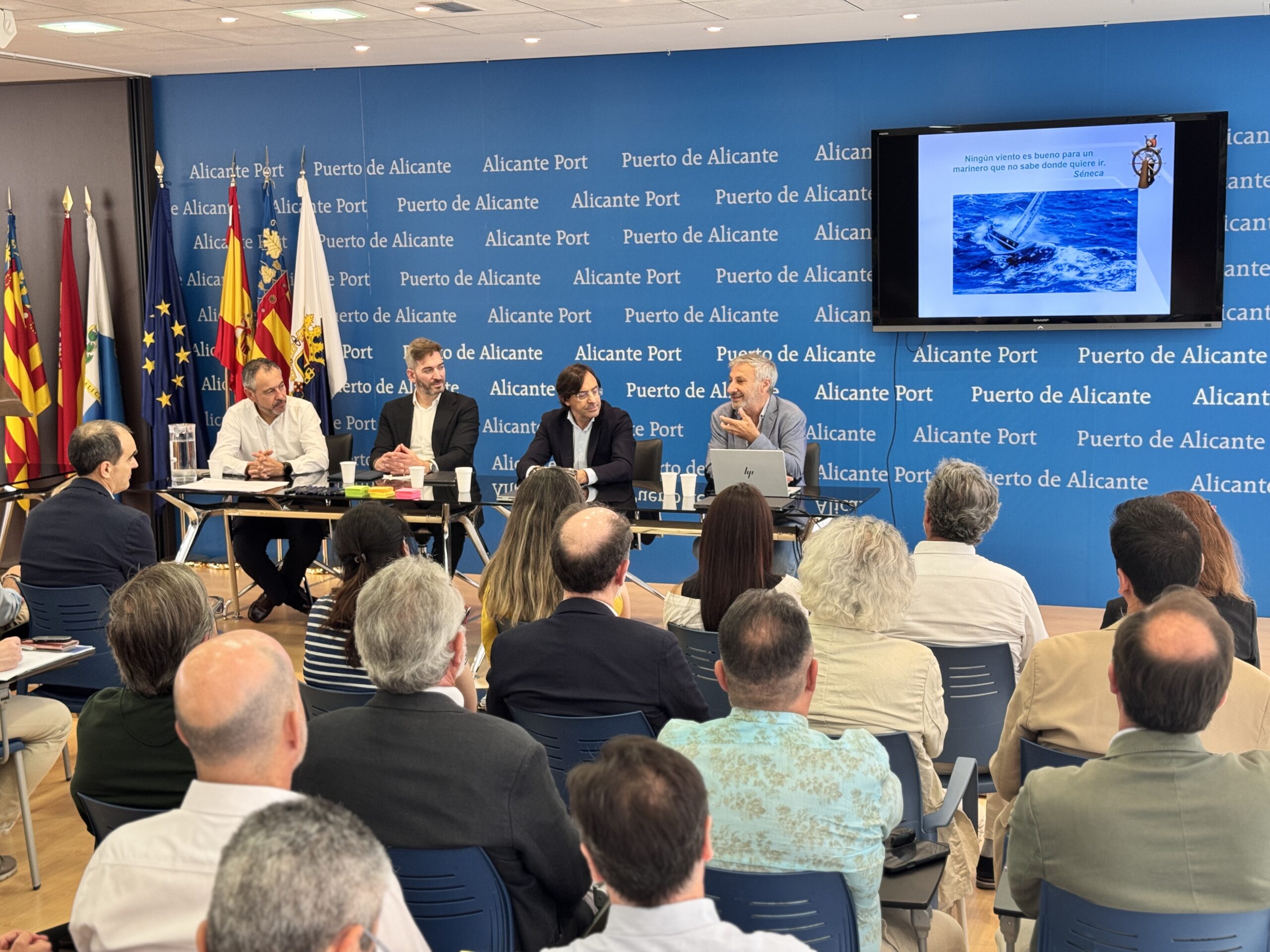 Participación de Francisco Toledo en jornada sobre innovación Puerto de Alicante